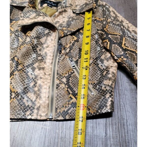 LA Coalition Jacket Womens Small Snakeskin Print Faux Leather Cropped Moto Zip - Picture 7 of 8